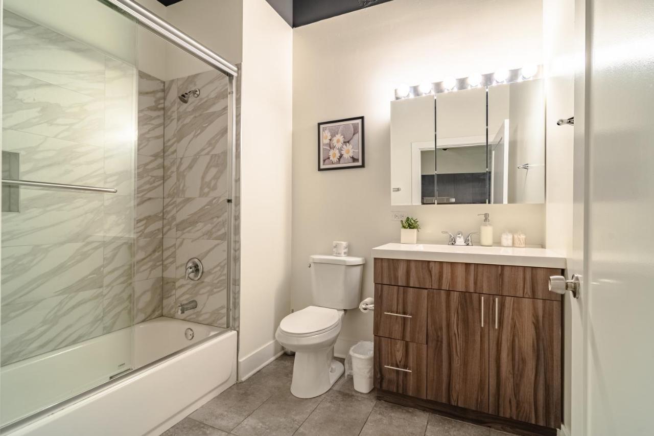 Ideal 3Br Business Or Leisure Rental In Chicago Fully Stocked Kitchen & Fast Internet With Optional Parking Near Soldier Field, Grant Park & Mccormick Place שיקגו מראה חיצוני תמונה